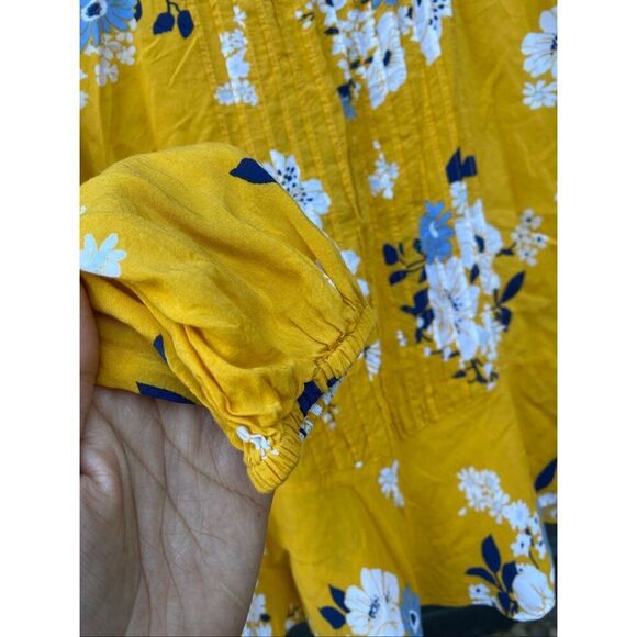 Old Navy Floral Peplum Blouse Long Sleeve Round Neck Pintucks Vintage M - Picture 6 of 6